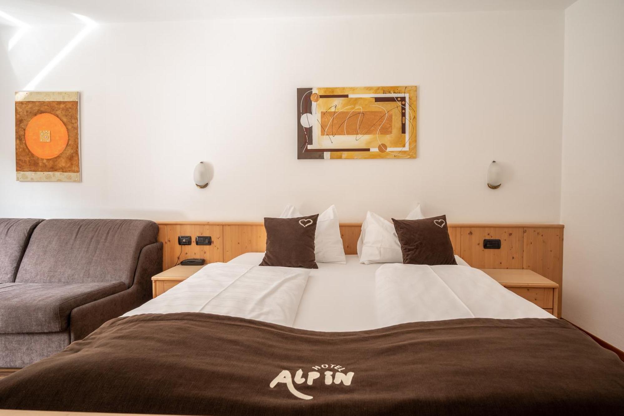 Hotel Alpin Colle Isarco Buitenkant foto