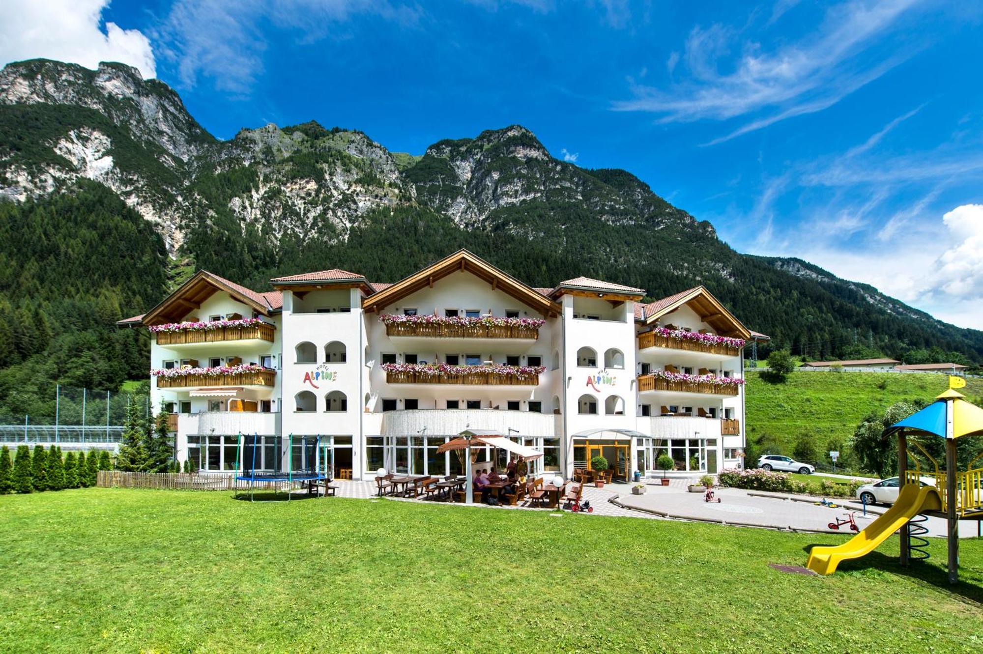 Hotel Alpin Colle Isarco Buitenkant foto