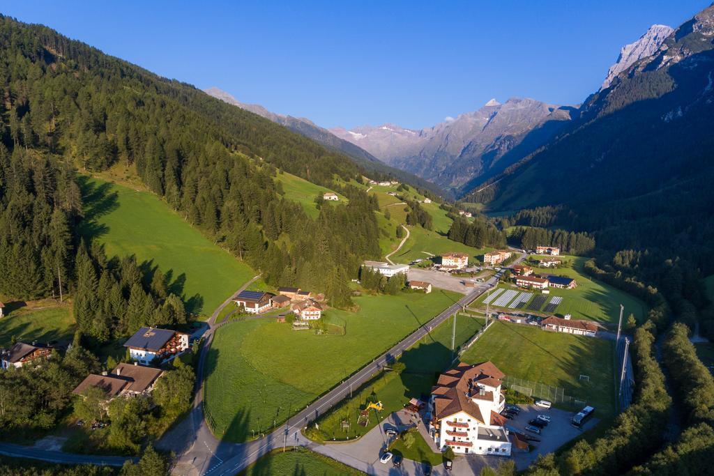 Hotel Alpin Colle Isarco Buitenkant foto